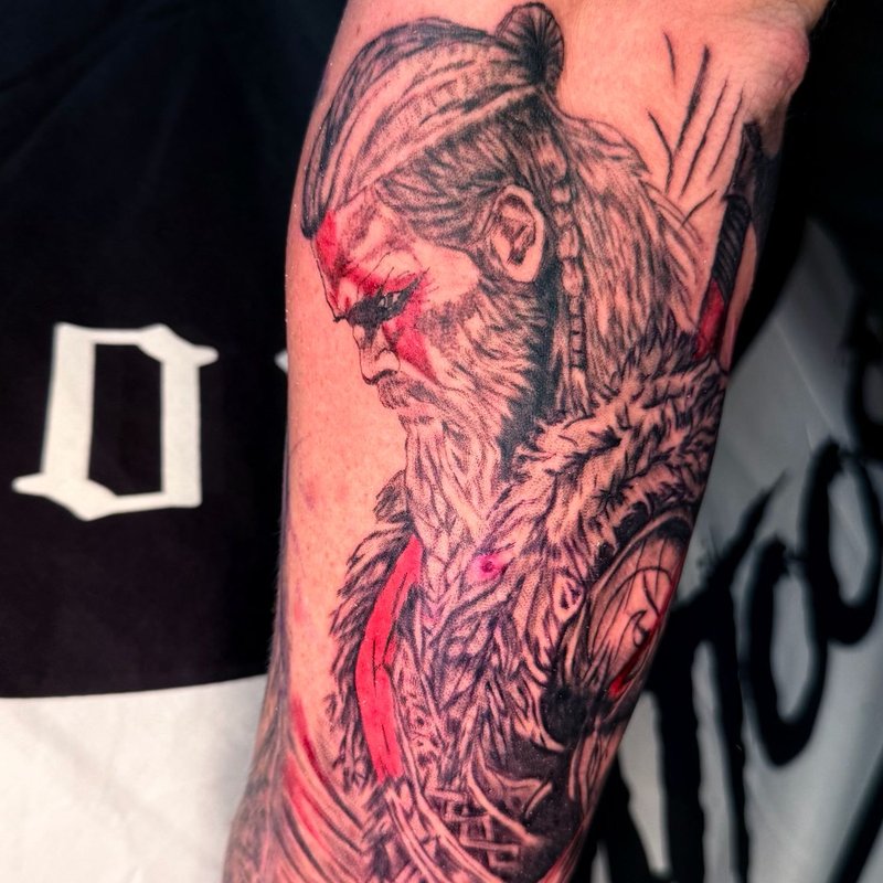 Krieger Portrait mit Farbe Unterarm
